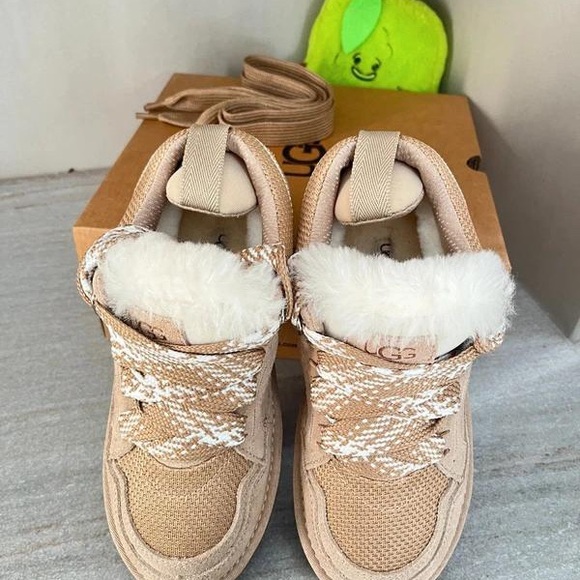 UGG LOWMEL Sand Sneakers - Suede & Canvas Combo, Casual Comfort - Picture 2 of 5